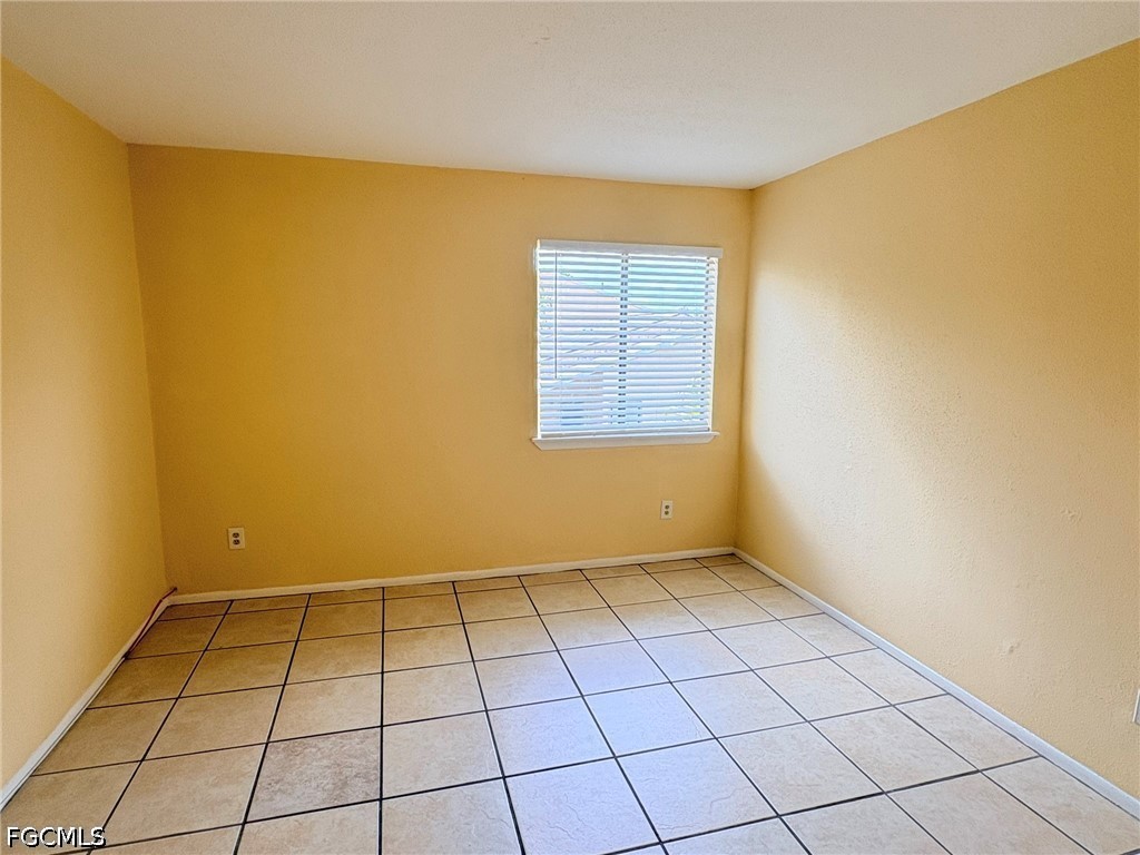 1 Bed Condominium for Sale in Village Creek, photo 7