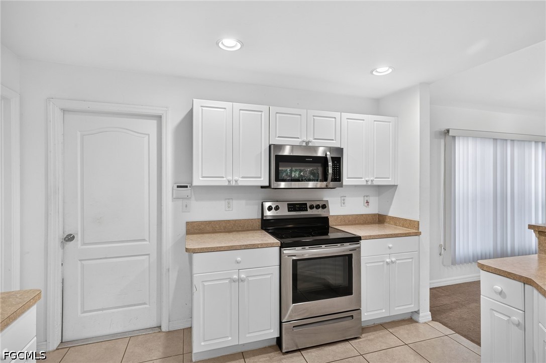 3 Bed SingleFamilyResidence for Sale in Lehigh Acres, photo 7