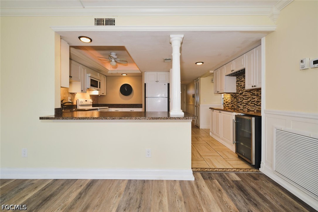 2 Bed Waterfront Home for Sale in Cape Coral, photo 7