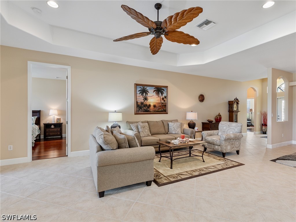 3 Bed Waterfront Home for Sale in Bella Terra, photo 7