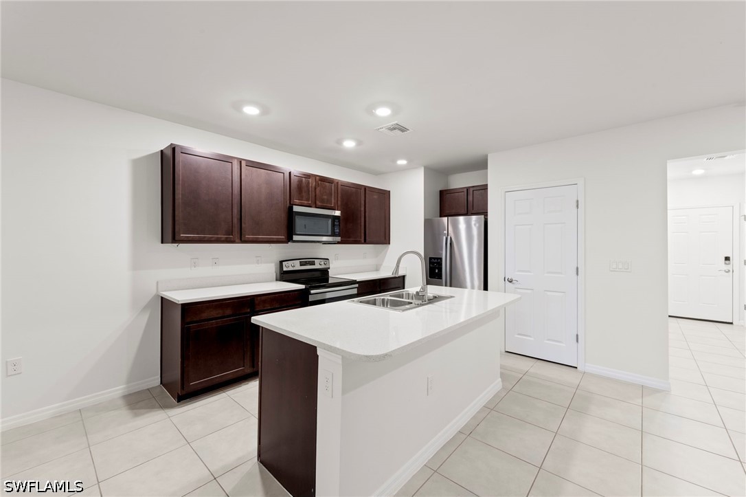 3 Bed Townhouse for Sale in Meadowood, photo 7