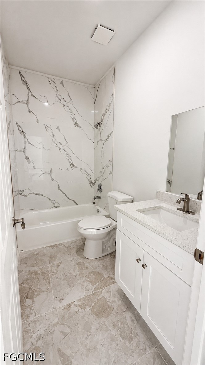 3 Bed SingleFamilyResidence for Sale in Lehigh Acres, photo 7