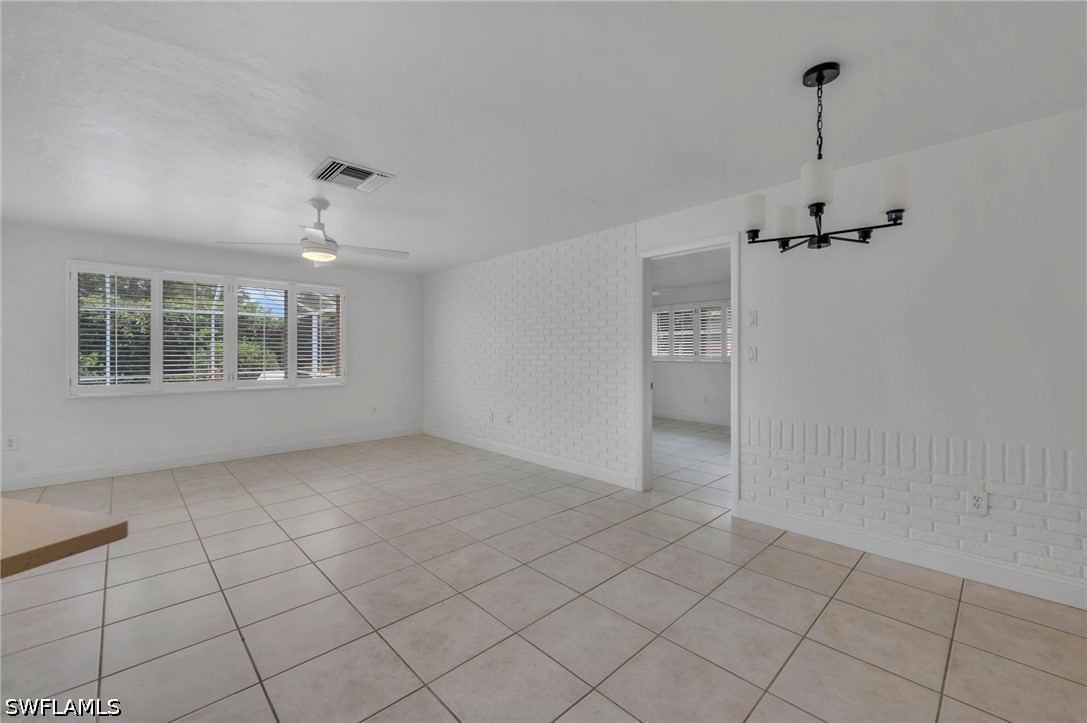 3 Bed Pool Home for Sale in Moorings, photo 7