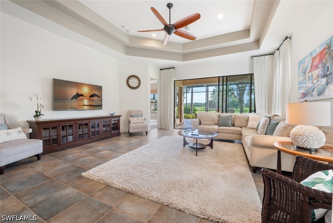 3 Bed Waterfront Home for Sale in Naples, photo 7