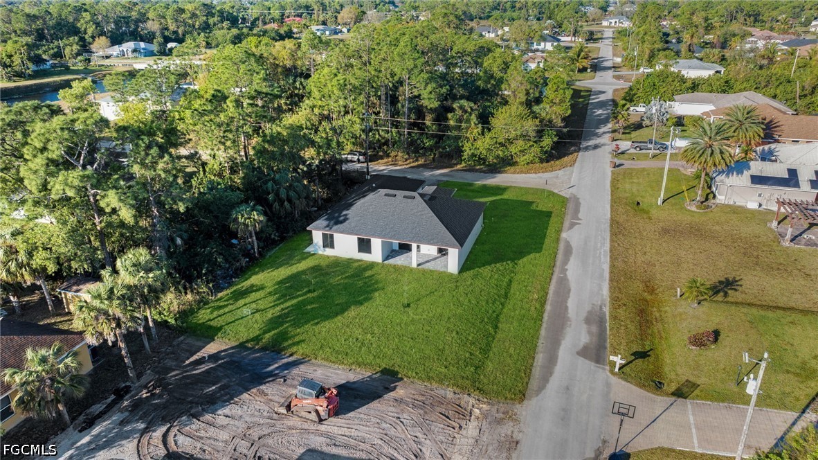 3 Bed SingleFamilyResidence for Sale in Lehigh Acres, photo 7