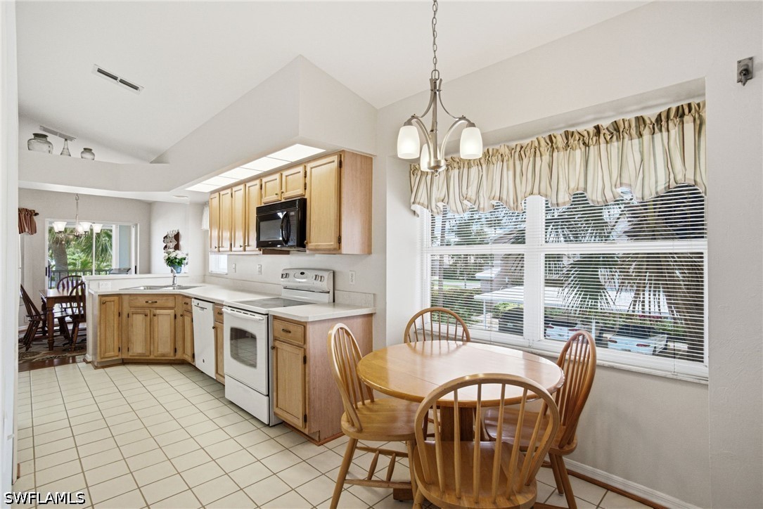 2 Bed Condominium for Sale in Bermuda Cays, photo 7