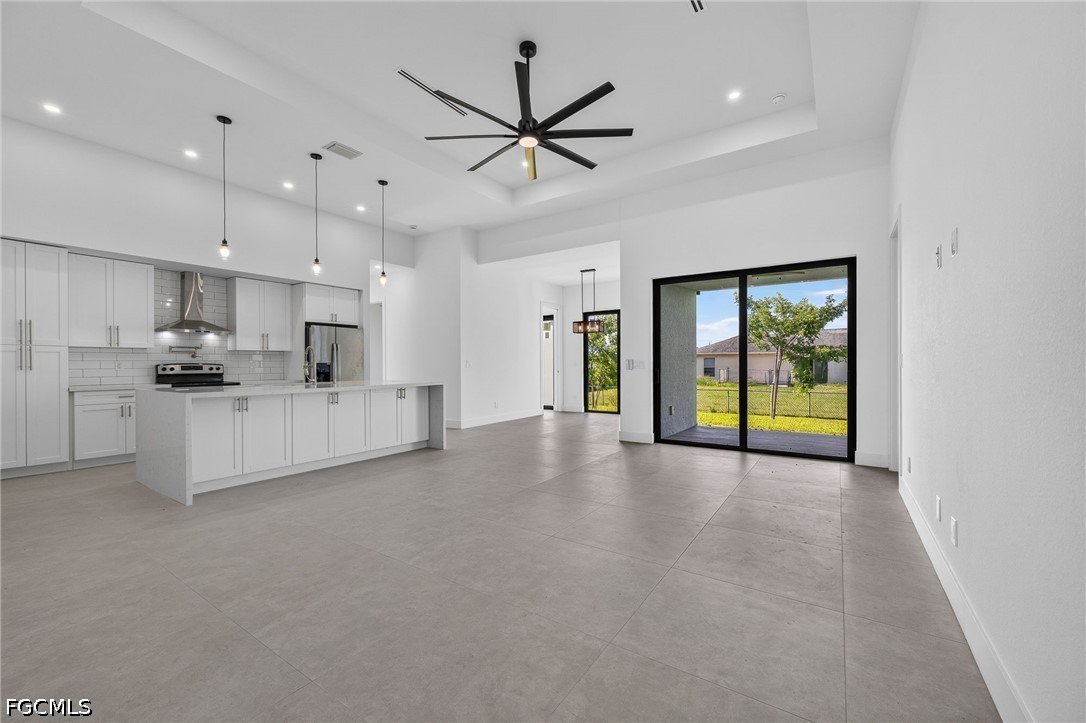 4 Bed SingleFamilyResidence for Sale in Not Applicable, photo 7