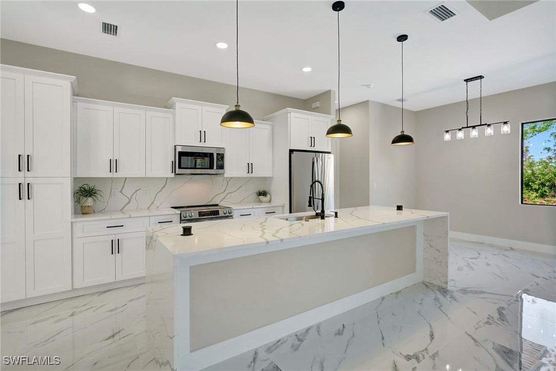 4 Bed Pool Home for Sale in Pinehurst, photo 8