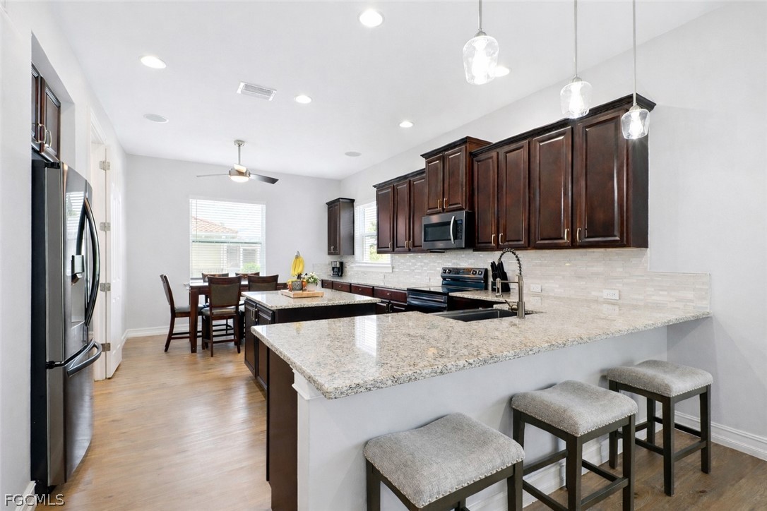 5 Bed Pool Home for Sale in Stonyhill, photo 8