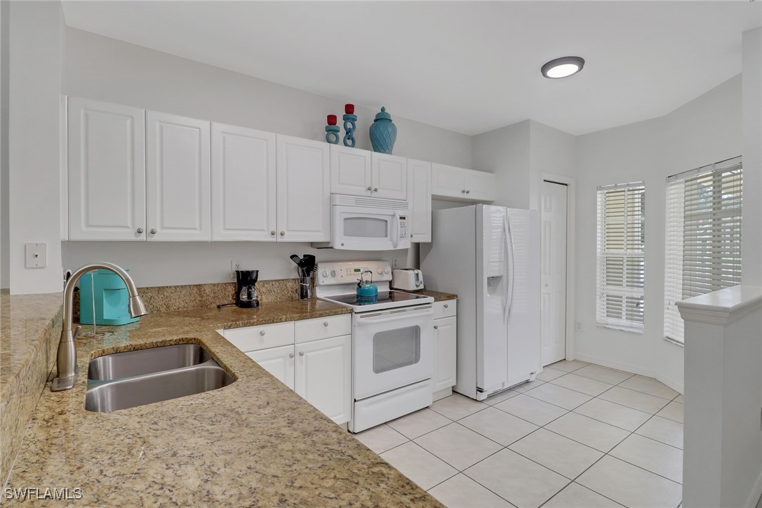 2 Bed Condominium for Sale in Naples, photo 8