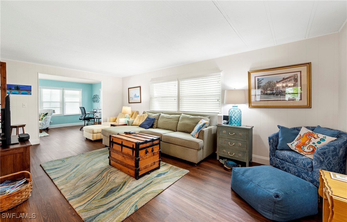 2 Bed ManufacturedHome for Sale in Old Bridge Village, FL — photo 8