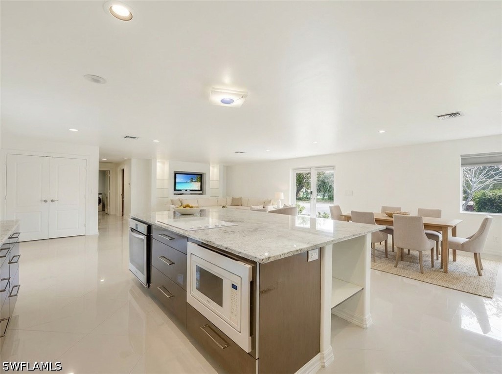 2 Bed Pool Home for Sale in Naples, photo 8