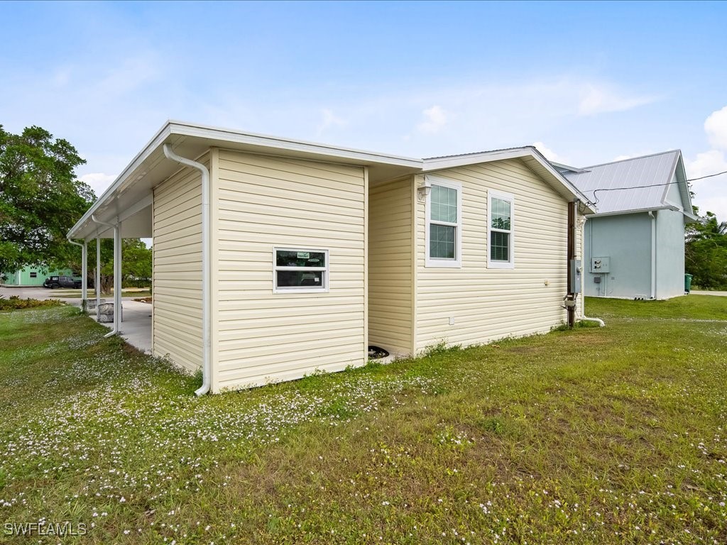 2 Bed SingleFamilyResidence for Sale in Goodland Heights, photo 8