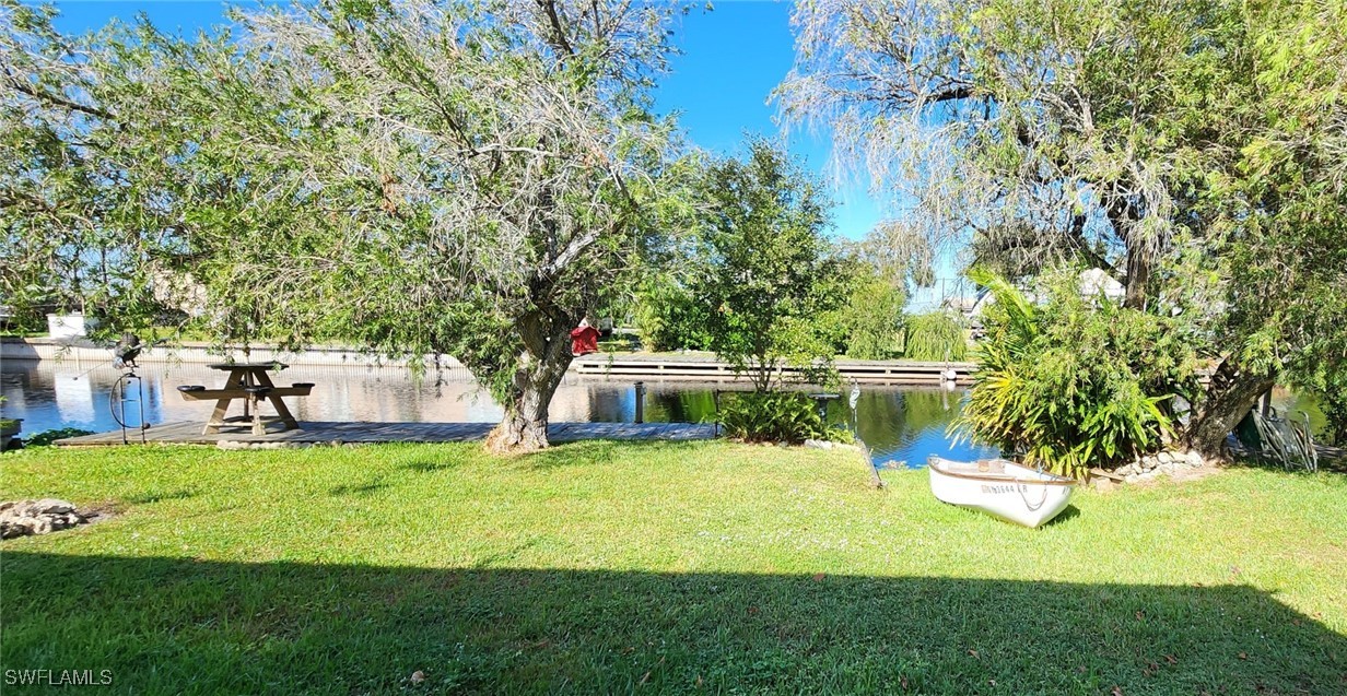 2 Bed Waterfront Home for Sale in Moore Haven, photo 8