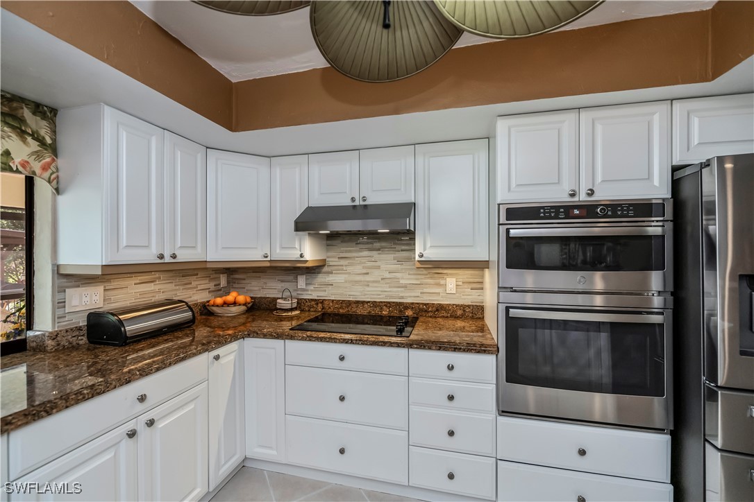 2 Bed SingleFamilyResidence for Sale in Cape Coral, FL — photo 8