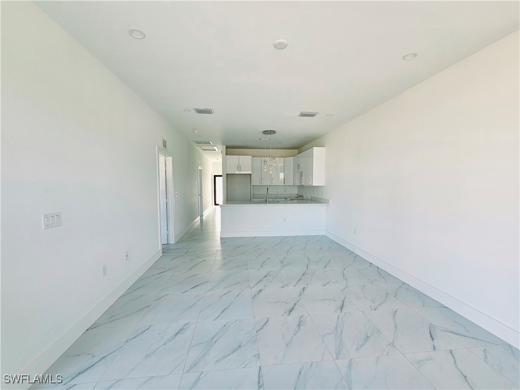 6 Bed Duplex for Sale in Lehigh Acres, photo 8