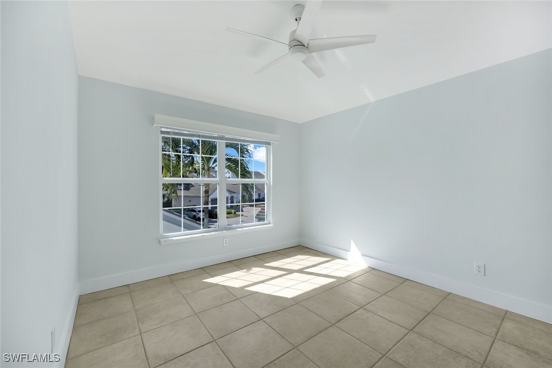 2 Bed Condominium for Sale in Naples, photo 8