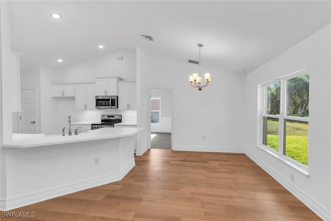 4 Bed SingleFamilyResidence for Sale in Deep Creek, FL — photo 8
