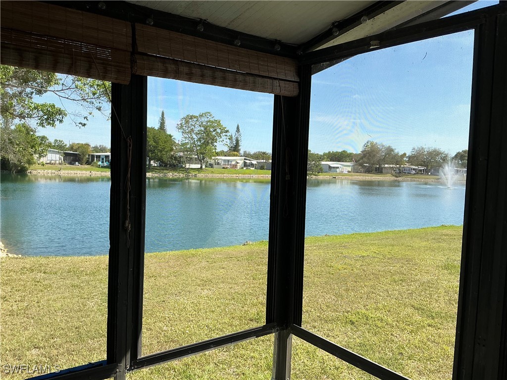 2 Bed Waterfront Home for Sale in Quail Roost, FL, $150,000 — photo 8