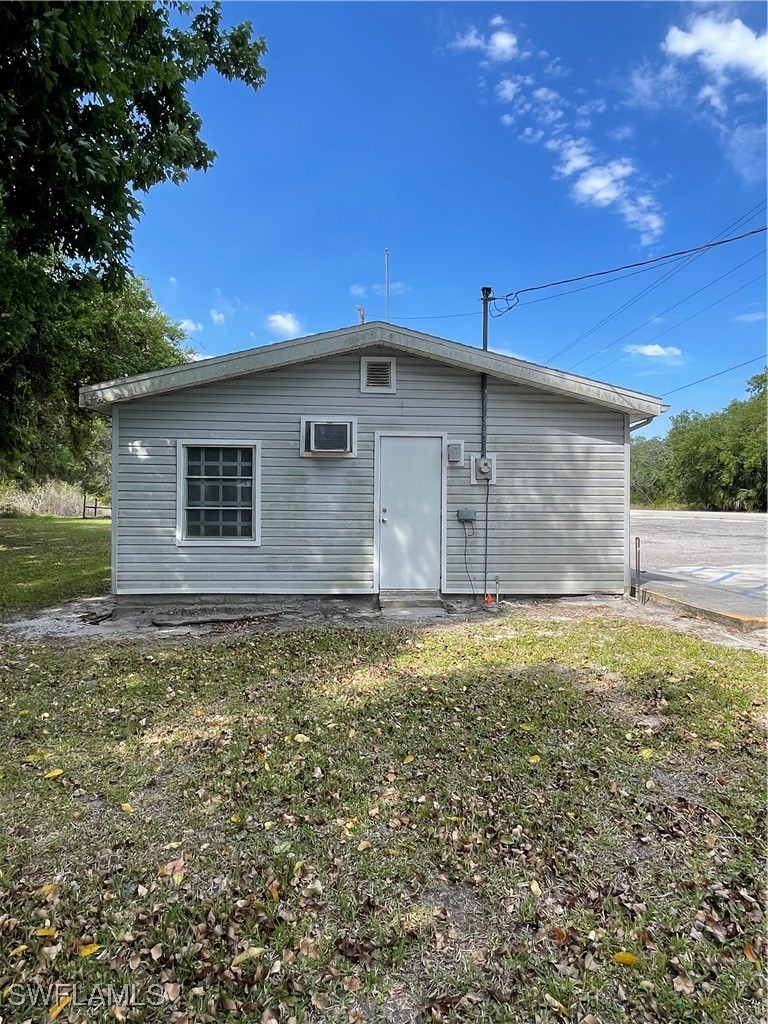 Office for Sale in Palmdale, photo 8