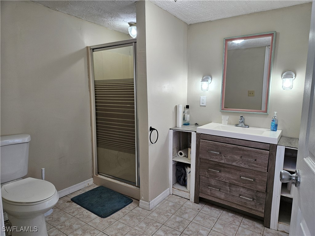 2 Bed SingleFamilyResidence for Sale in Hills T.P., FL — photo 8