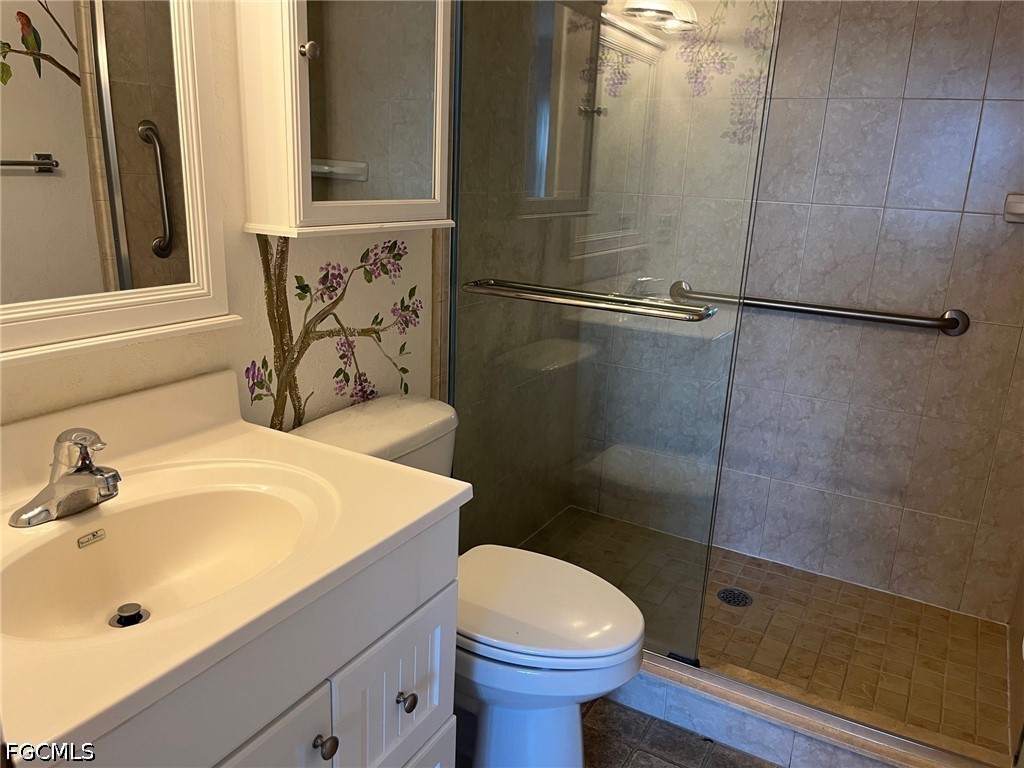 2 Bed Condominium for Sale in Seven Lakes, FL, $63,000 — photo 8