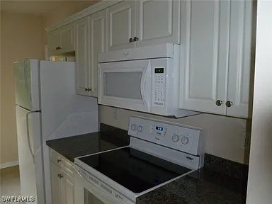 6 Bed Duplex for Sale in San Carlos Park, FL, $599,000 — photo 8