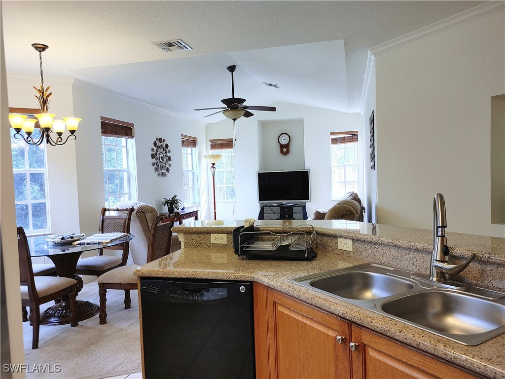 3 Bed Condominium for Sale in Concordia, photo 8