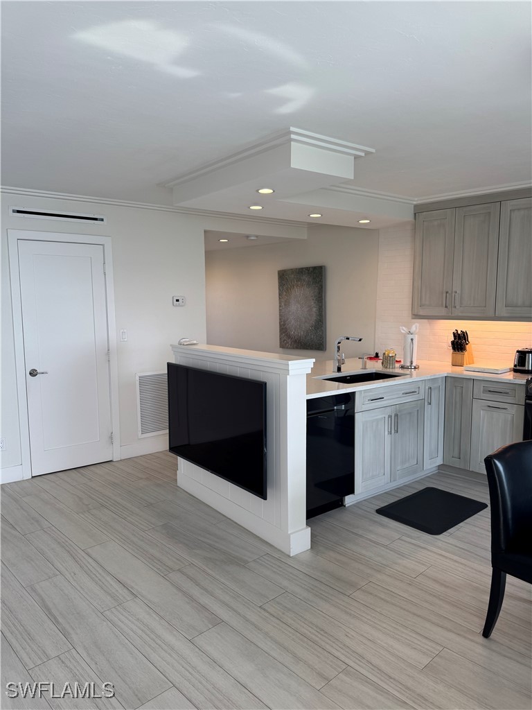 1 Bed Waterfront Home for Sale in Marco Island, FL, $519,995 — photo 8