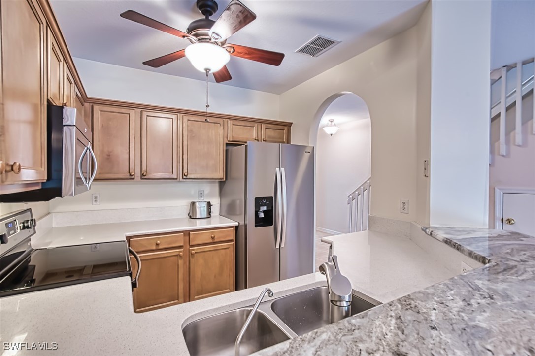 2 Bed Waterfront Home for Sale in Fort Myers, photo 8