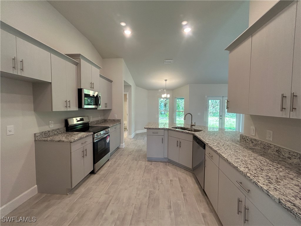 4 Bed SingleFamilyResidence for Sale in Punta Gorda, FL — photo 8