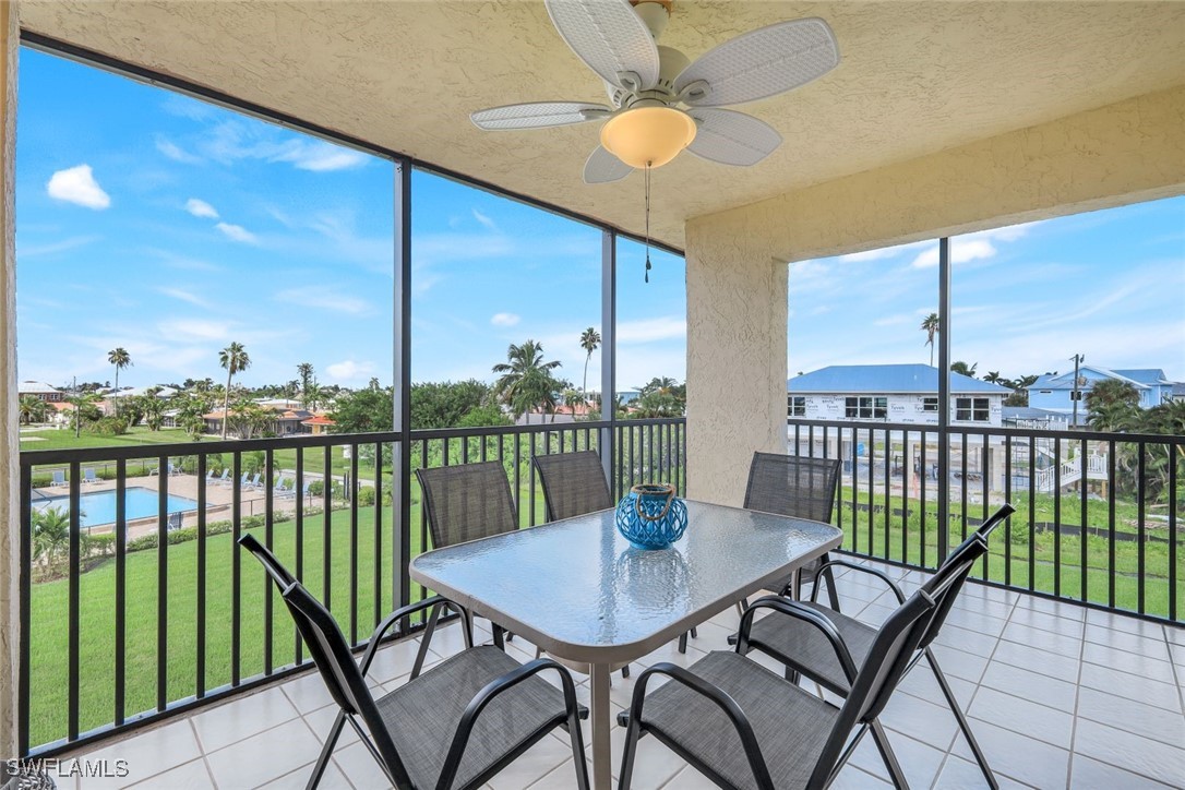 2 Bed Condominium for Sale in Fort Myers Beach, FL, $350,000 — photo 8