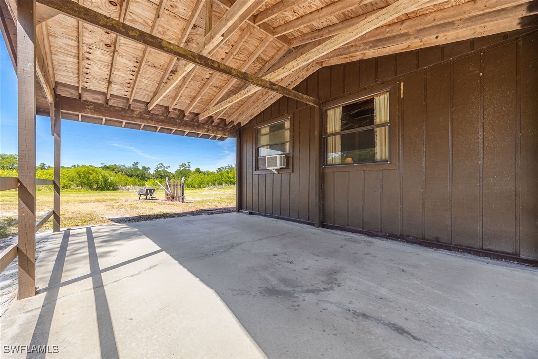 3 Bed SingleFamilyResidence for Sale in North Fort Myers, photo 8