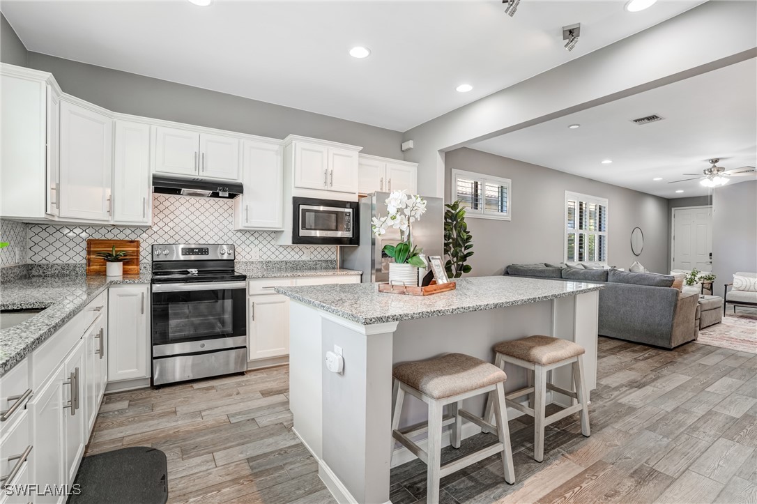 3 Bed SingleFamilyResidence for Sale in Corkscrew Shores, FL — photo 8