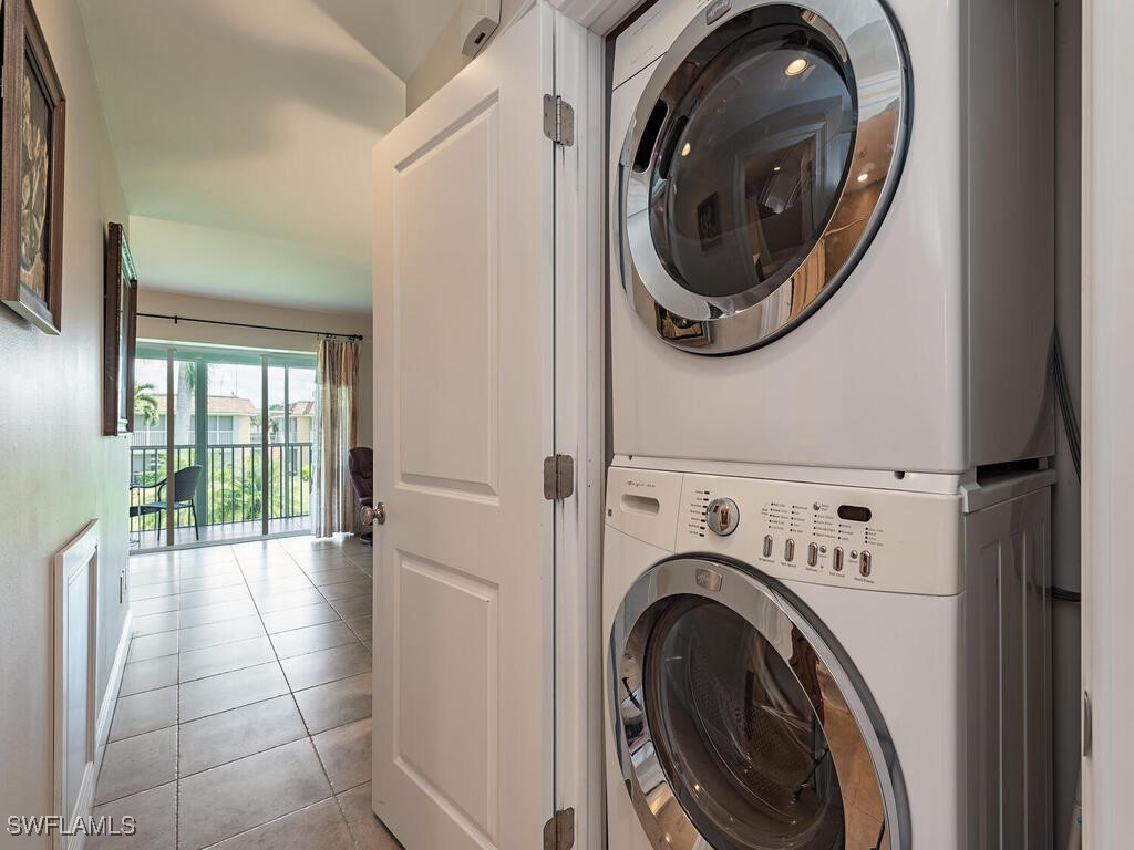 2 Bed Condominium for Sale in Sorrento Villas, FL, $249,900 — photo 8