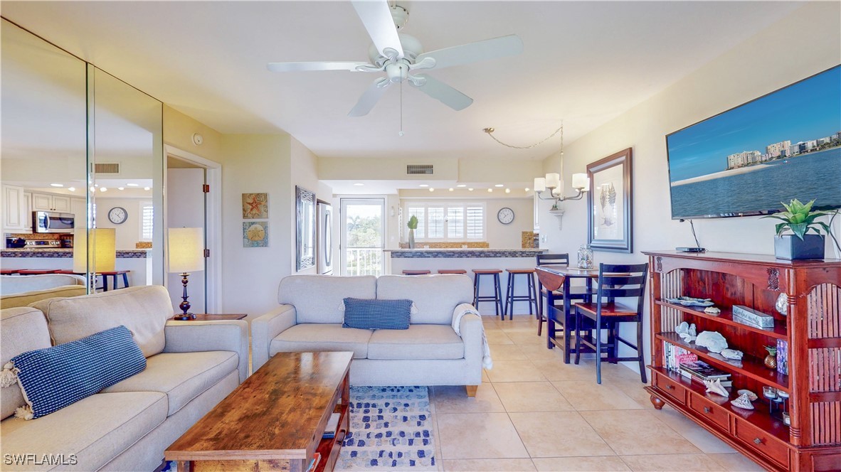 2 Bed Pool Home for Sale in Sands Of Marco, photo 8