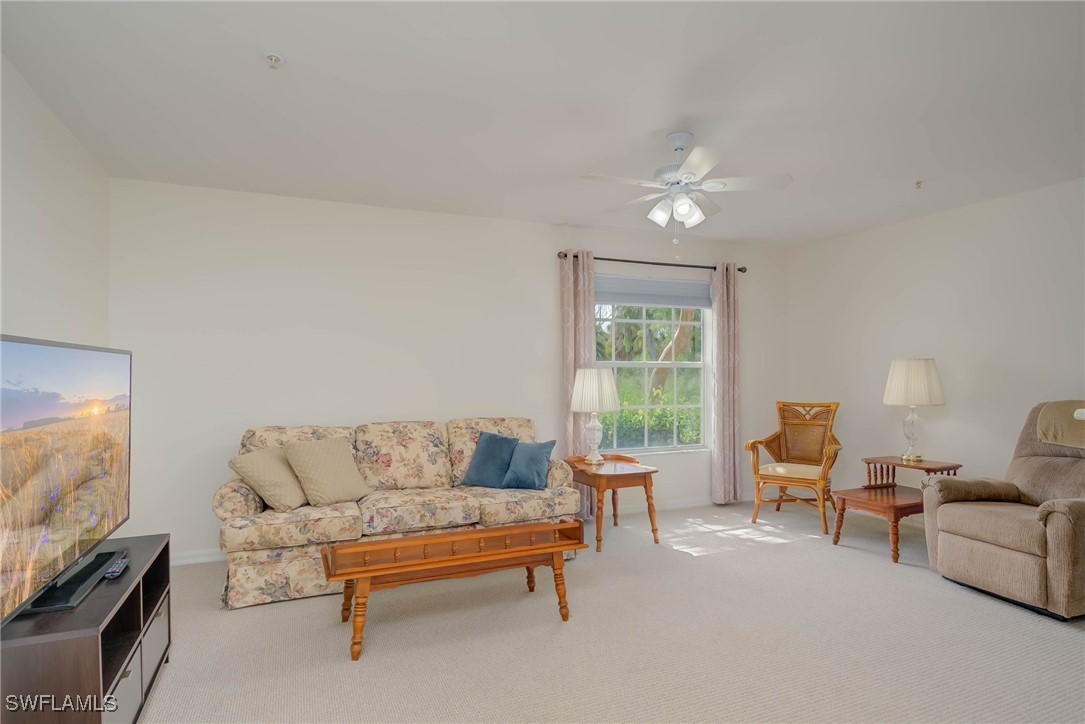 2 Bed Condominium for Sale in Four Mile Cove, FL, $144,900 — photo 8