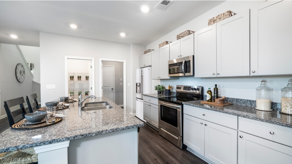 5 Bed SingleFamilyResidence for Sale in Crane Landing, FL — photo 8