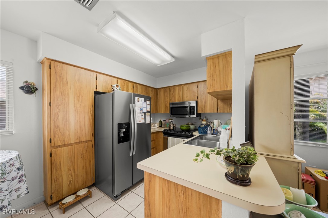 2 Bed Condominium for Sale in Cape Coral, FL, $126,000 — photo 8