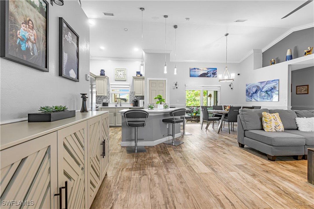 4 Bed SingleFamilyResidence for Sale in Lehigh Acres, photo 8