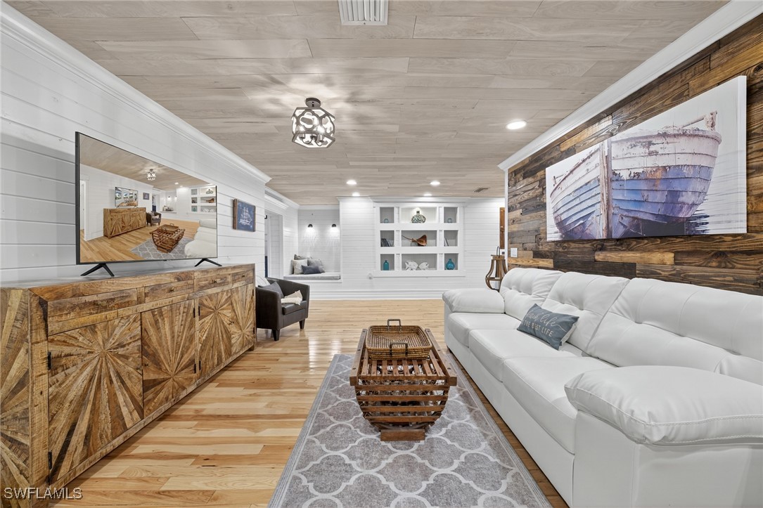 4 Bed Pool Home for Sale in Town And River, FL, $1,399,000 — photo 8