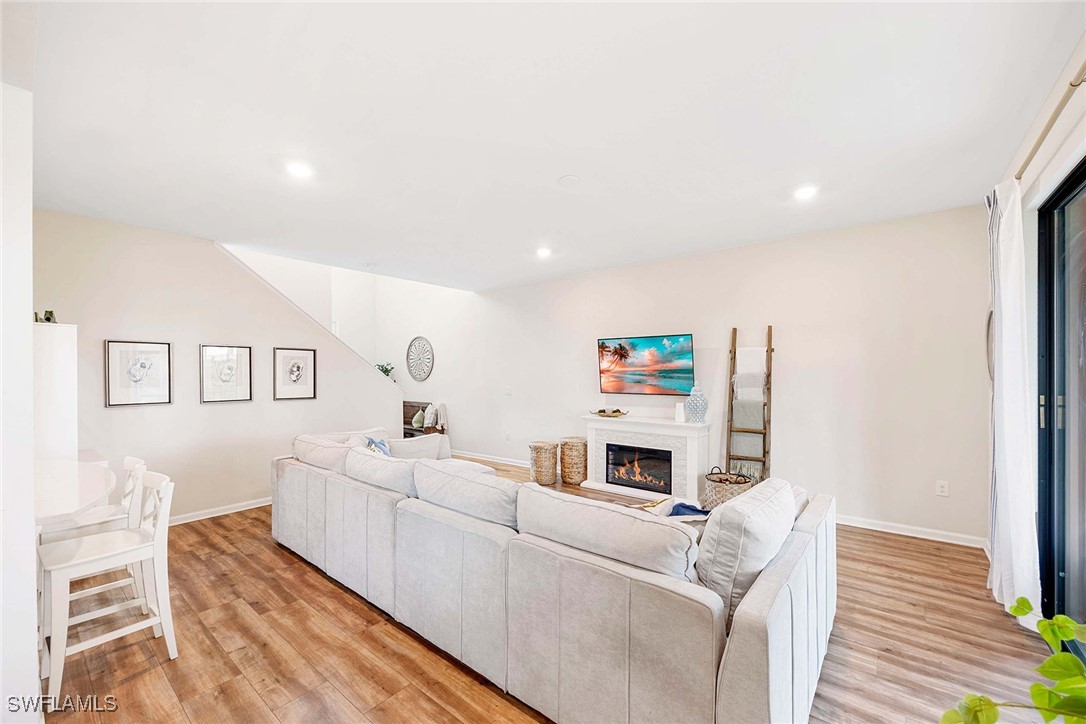3 Bed SingleFamilyResidence for Sale in Westbrook, photo 8