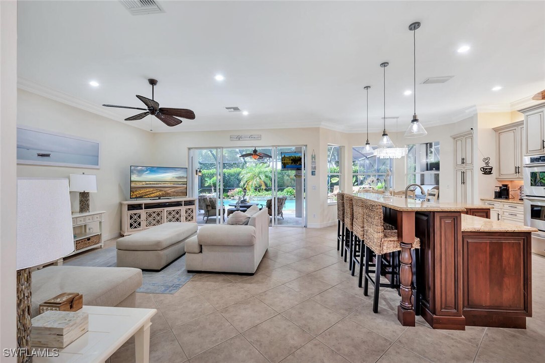 4 Bed Pool Home for Sale in Saturnia Lakes, photo 8
