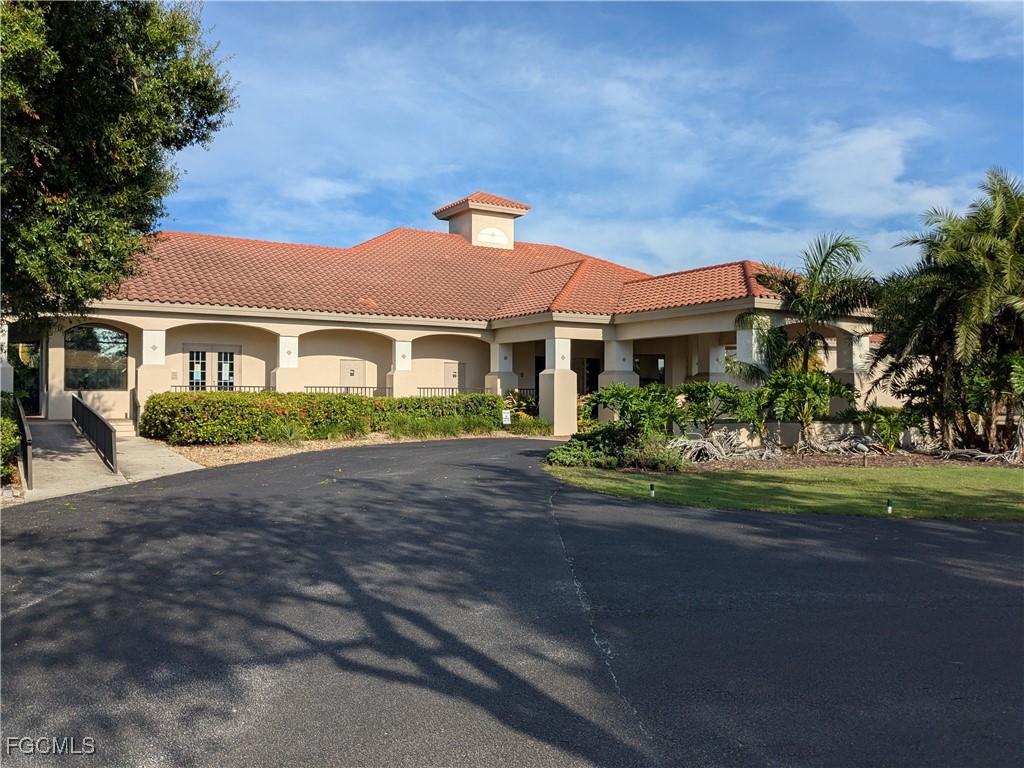 3 Bed SingleFamilyResidence for Sale in Seminole, FL — photo 8