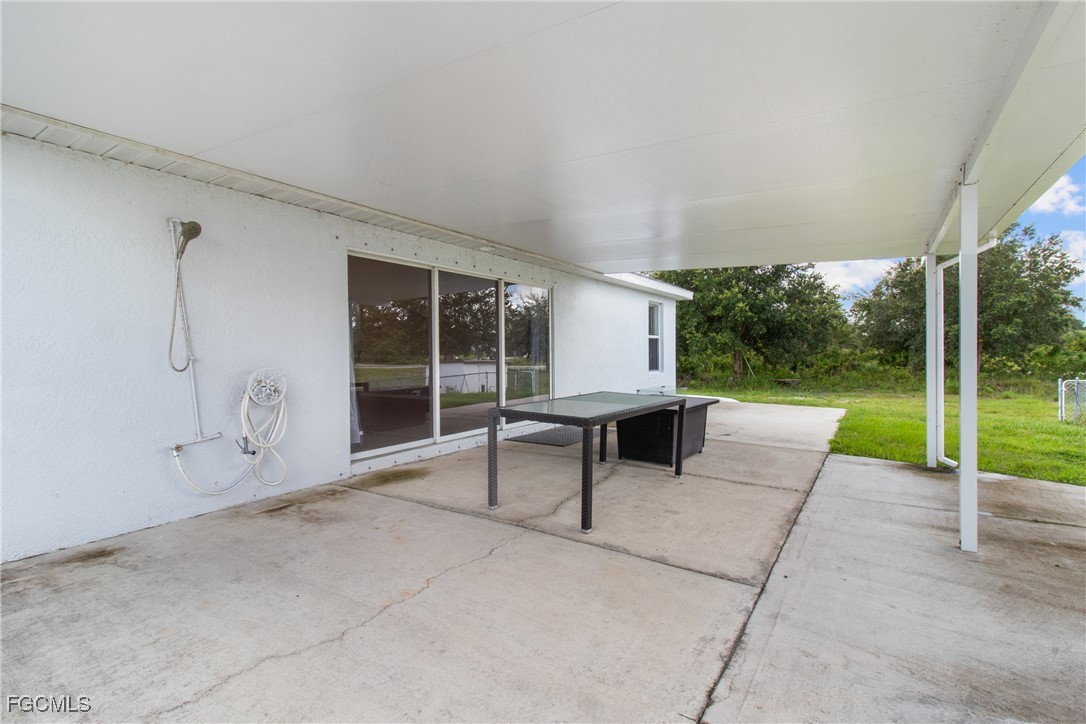 4 Bed SingleFamilyResidence for Sale in Lehigh Acres, FL — photo 8
