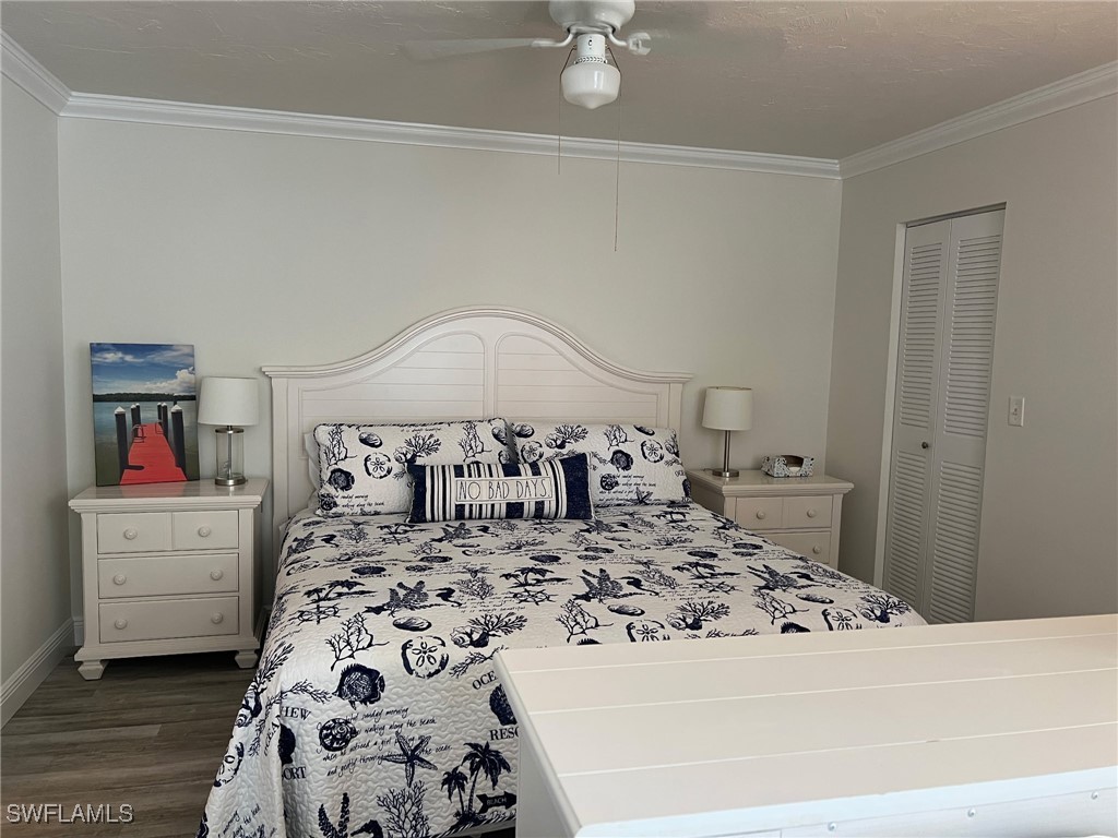 1 Bed Waterfront Home for Sale in Beach And Tennis Club, photo 8
