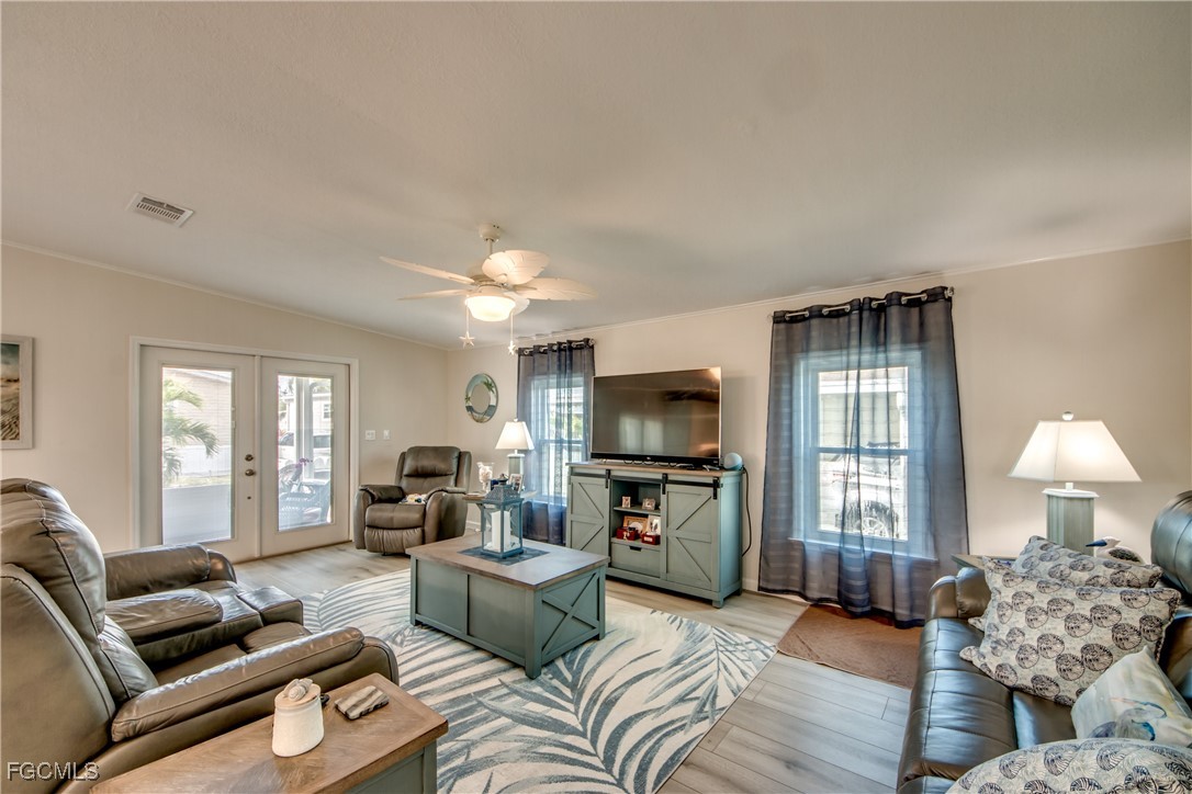 2 Bed ManufacturedHome for Sale in Pine Island Cove, FL — photo 8