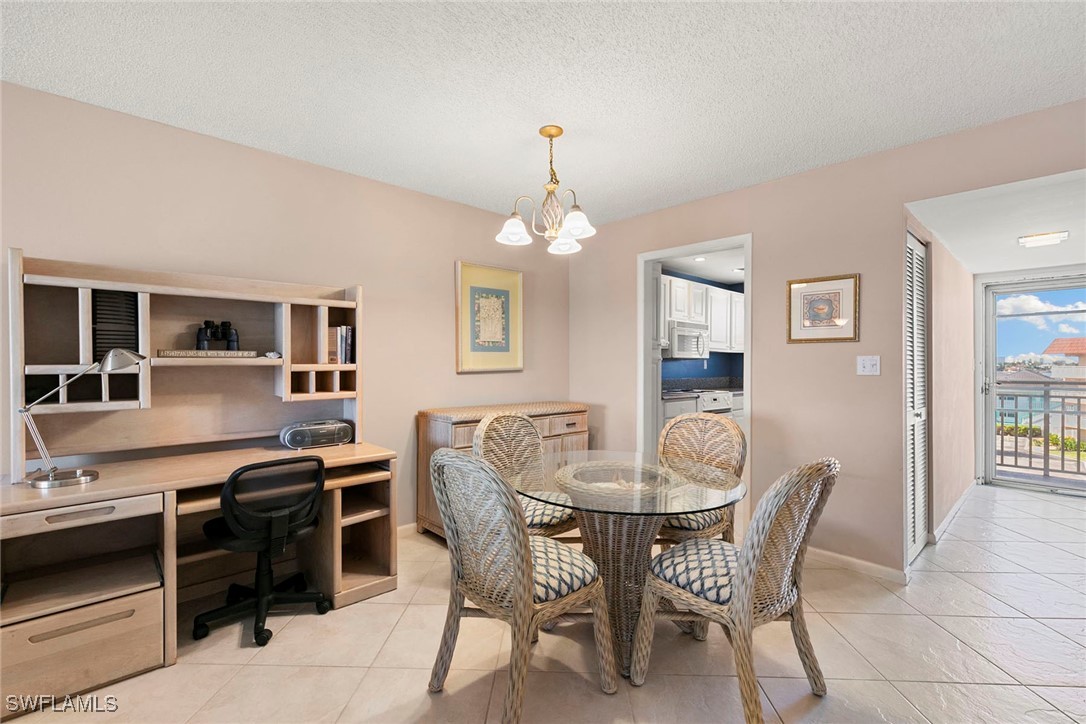 2 Bed Waterfront Home for Sale in Marco Island, FL, $420,000 — photo 8