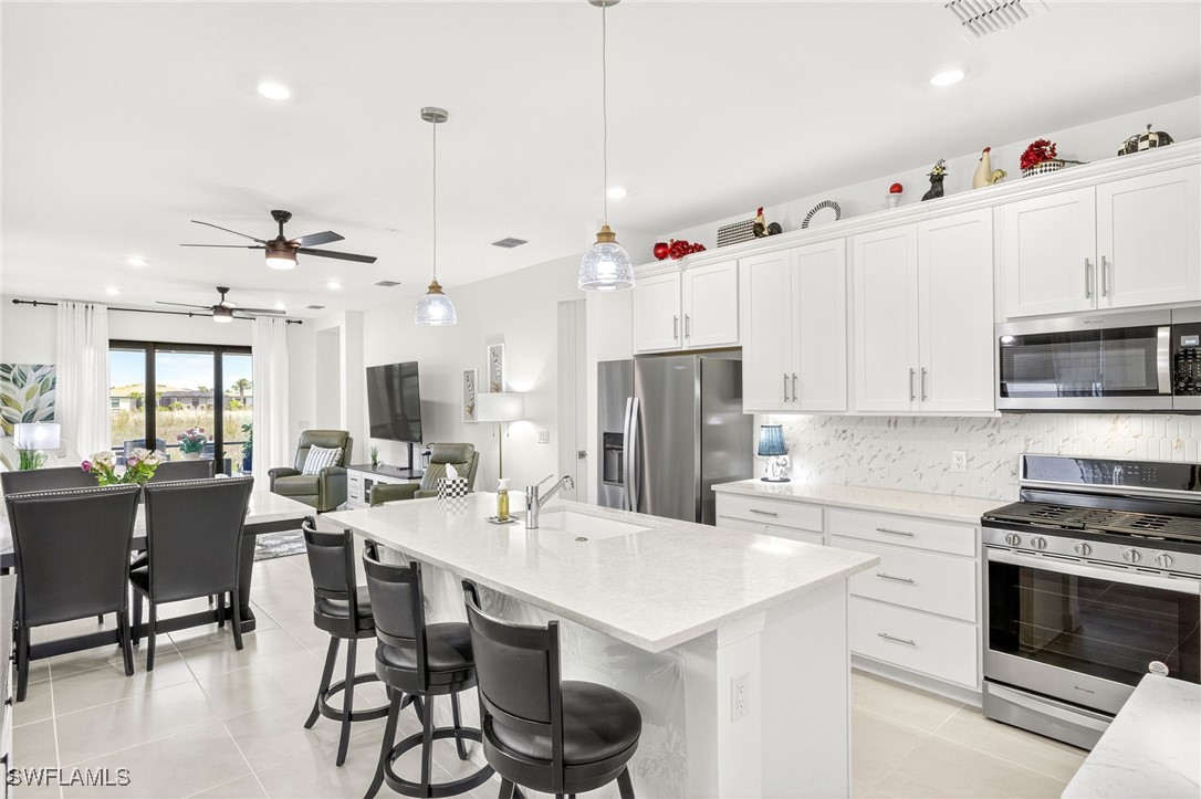 3 Bed SingleFamilyResidence for Sale in Estero, FL, $449,999 — photo 8