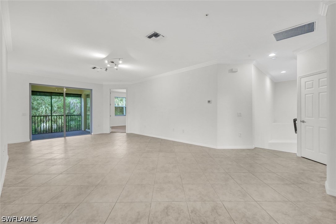 3 Bed Condominium for Sale in Hideaway Cove, photo 8